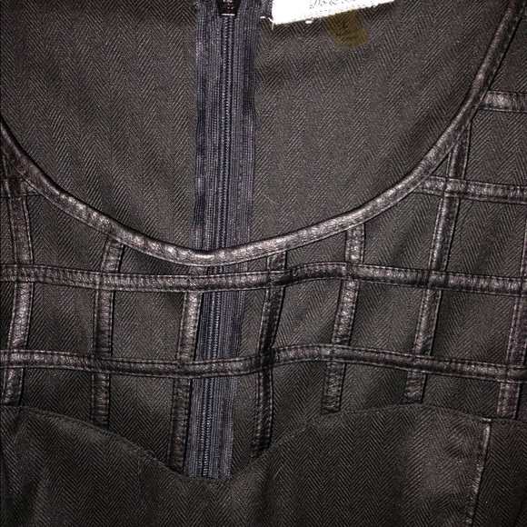 🌺Black little dress🌺 - Picture 3 of 3